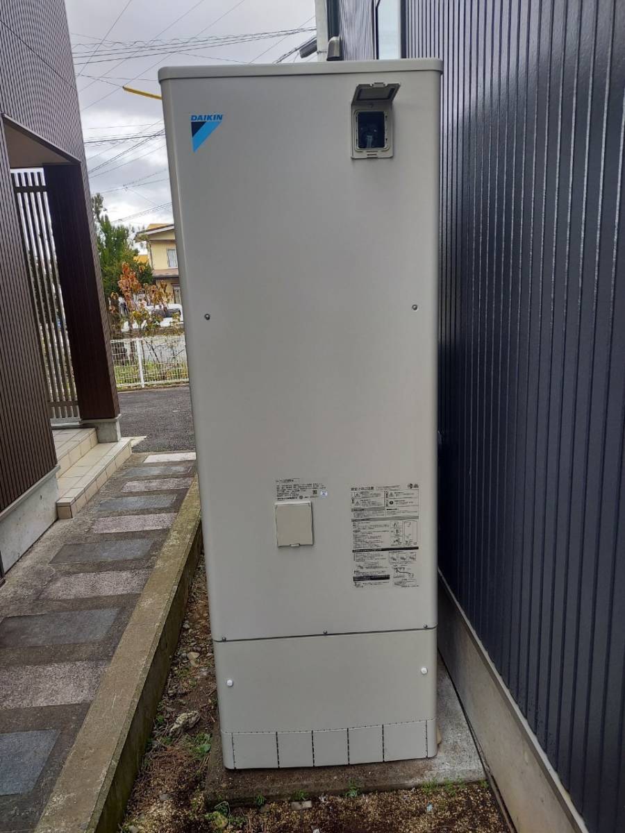 東御市 ダイキン自然冷媒(CO2)・家庭用ヒートポンプ給湯機 貯湯